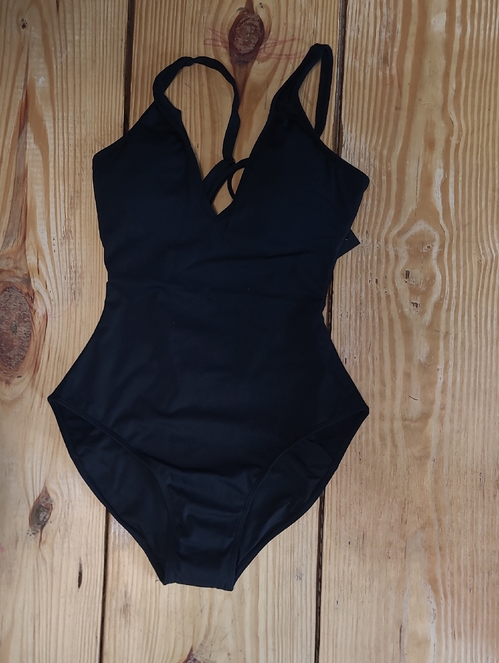 98. NWT  $175 STYLE PLUNGEY  XS SHORT